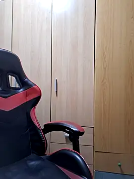 Snapshot of Javier_bear chatting on September 27, 8:08 am Javier bear online show from September 27, 8:08 am