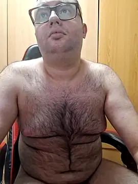 Snapshot of Javier_bear chatting on October 19, 9:37 pm Javier bear online show from October 19, 9:37 pm