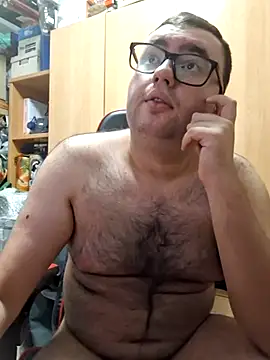 Snapshot of Javier_bear chatting on November 5, 10:10 pm Javier bear online show from November 5, 10:10 pm