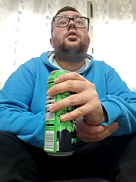 Snapshot of Javier_bear chatting on November 20, 3:01 pm Javier bear online show from November 20, 3:01 pm