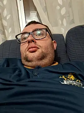 Javier bear online show from January 7, 9:50 pm