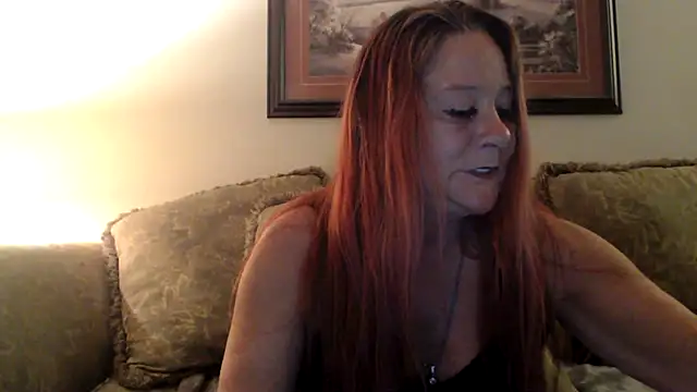 Snapshot of LexxiLeeds chatting on January 29, 12:12 am LexxiLeeds online show from January 29, 12:12 am