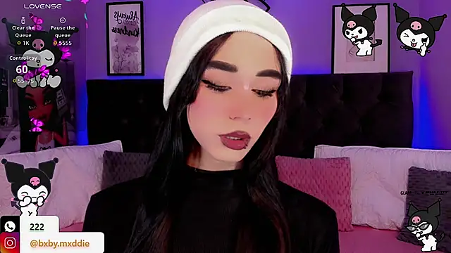 Snapshot of kimMaddiee chatting on October 13, 6:46 am kimMaddiee online show from October 13, 6:46 am