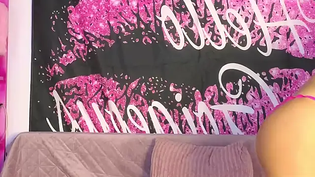 Snapshot of HurleyConor chatting on October 12, 7:07 am HurleyConor online show from October 12, 7:07 am