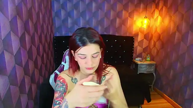 LiaHarryis online show from October 30, 5:46 pm