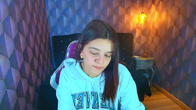 LiaHarryis online show from March 21, 6:22 pm