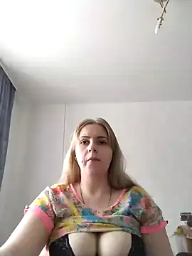 Snapshot of Lady_nice_cat chatting on January 31, 3:52 am Lady nice cat online show from January 31, 3:52 am