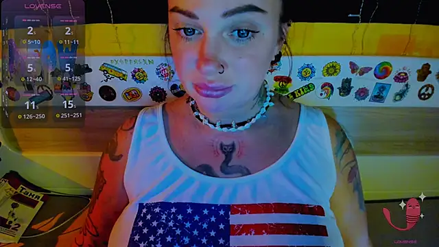 EllieOz online show from November 6, 5:36 pm