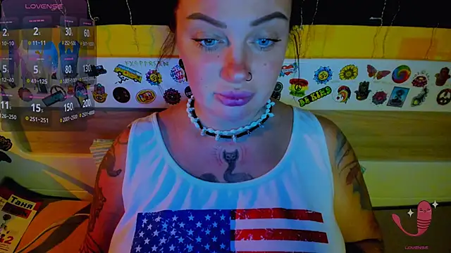 EllieOz online show from November 14, 3:22 pm