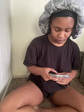 Snapshot of Galaxybabe23 chatting on March 19, 6:12 pm Galaxybabe23 online show from March 19, 6:12 pm