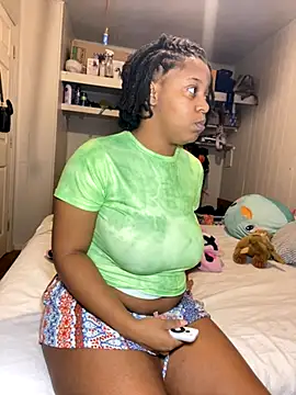 Snapshot of Galaxybabe23 chatting on September 30, 4:50 am Galaxybabe23 online show from September 30, 4:50 am