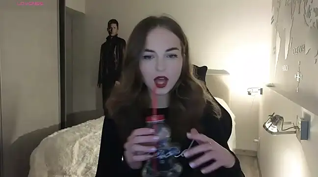 Miss Aliannaa online show from January 4, 6:19 pm