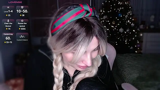 Snapshot of Yoda21 chatting on January 7, 6:03 pm Yoda21 online show from January 7, 6:03 pm