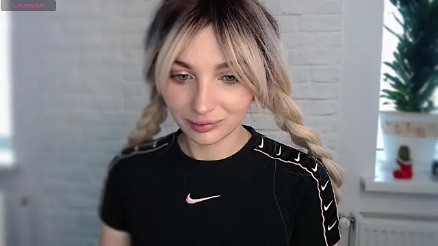 Snapshot of Yoda21 chatting on January 16, 9:37 am Yoda21 online show from January 16, 9:37 am