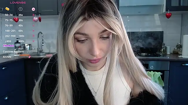 Snapshot of Yoda21 chatting on February 22, 9:56 am Yoda21 online show from February 22, 9:56 am