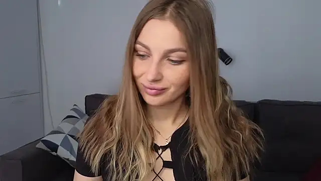 Snapshot of Yoda21 chatting on September 21, 10:06 am Yoda21 online show from September 21, 10:06 am