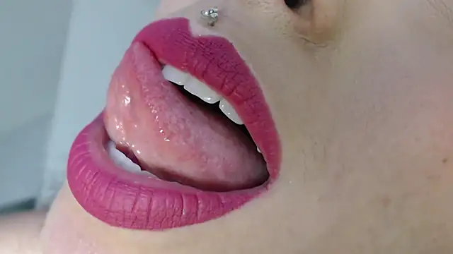 KinaCooper online show from February 13, 11:58 pm