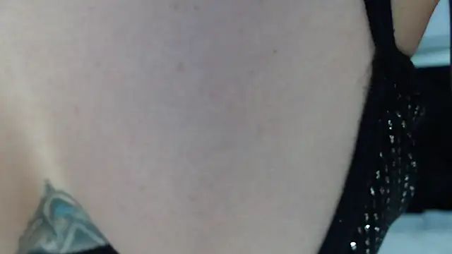 KinaCooper online show from February 26, 5:50 pm