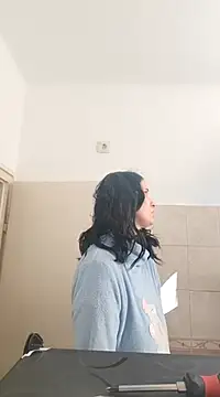 Snapshot of LauraBaby chatting on March 19, 1:51 pm LauraBaby online show from March 19, 1:51 pm