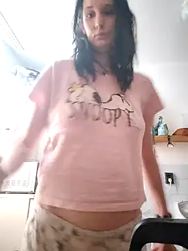 Snapshot of LauraBaby chatting on March 23, 8:48 am LauraBaby online show from March 23, 8:48 am