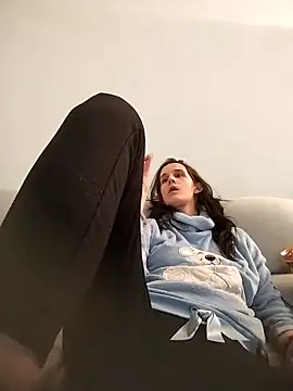 Snapshot of LauraBaby chatting on October 8, 6:27 pm LauraBaby online show from October 8, 6:27 pm