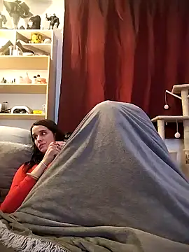 Snapshot of LauraBaby chatting on October 27, 7:29 pm LauraBaby online show from October 27, 7:29 pm