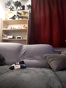 Snapshot of LauraBaby chatting on November 4, 8:52 pm LauraBaby online show from November 4, 8:52 pm