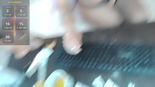 sasha mom69  online show from March 5, 3:18 pm