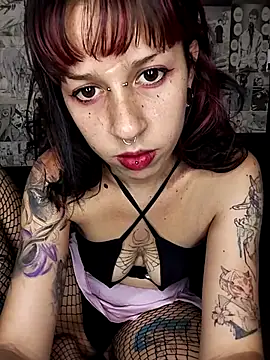 Snapshot of toxicsharmmy chatting on October 20, 12:33 am toxicsharmmy online show from October 20, 12:33 am