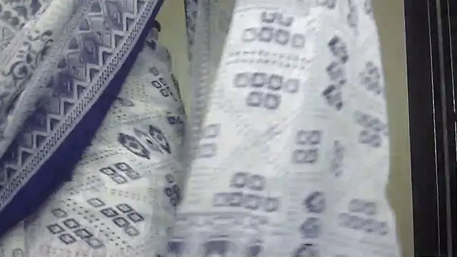 Snapshot of seema_raani chatting on September 17, 4:03 am seema raani online show from September 17, 4:03 am