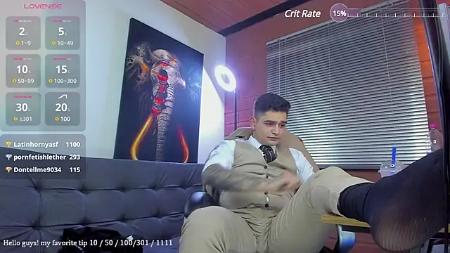 Snapshot of Nicolas_Fellener chatting on December 22, 8:27 am Nicolas Fellener online show from December 22, 8:27 am