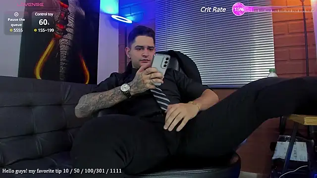 Snapshot of Nicolas_Fellener chatting on January 24, 5:10 am Nicolas Fellener online show from January 24, 5:10 am