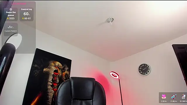 Snapshot of Nicolas_Fellener chatting on October 10, 4:11 am Nicolas Fellener online show from October 10, 4:11 am