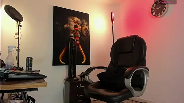 Snapshot of Nicolas_Fellener chatting on December 4, 4:44 am Nicolas Fellener online show from December 4, 4:44 am