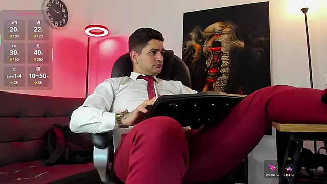 Snapshot of Nicolas_Fellener chatting on February 15, 8:35 am Nicolas Fellener online show from February 15, 8:35 am