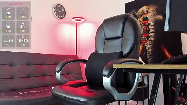 Snapshot of Nicolas_Fellener chatting on March 2, 4:36 am Nicolas Fellener online show from March 2, 4:36 am