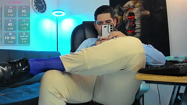 Nicolas Fellener online show from March 17, 3:33 am