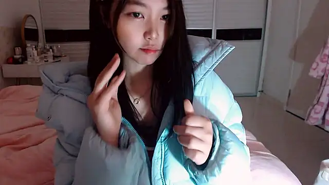 -Lucky Girl online show from January 6, 2:15 am