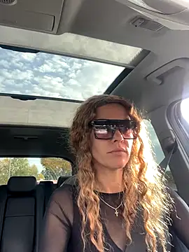 Snapshot of tmona1917 chatting on October 30, 9:55 am tmona1917 online show from October 30, 9:55 am