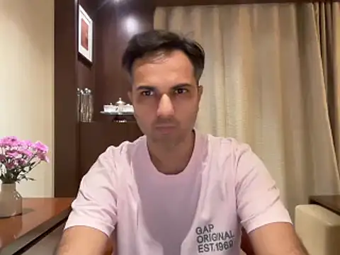 Snapshot of immog727 chatting on March 9, 4:44 pm immog727 online show from March 9, 4:44 pm