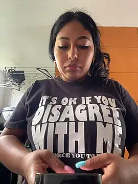 emmyjhonson07 online show from October 8, 2:04 pm