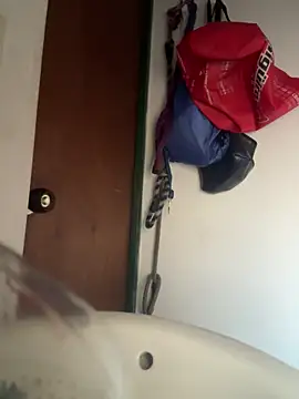 emmyjhonson07 online show from February 14, 1:08 pm