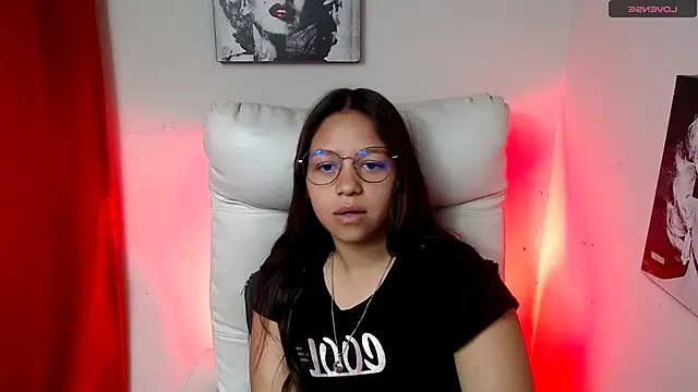 SamanthaRoldaan online show from January 30, 4:45 pm