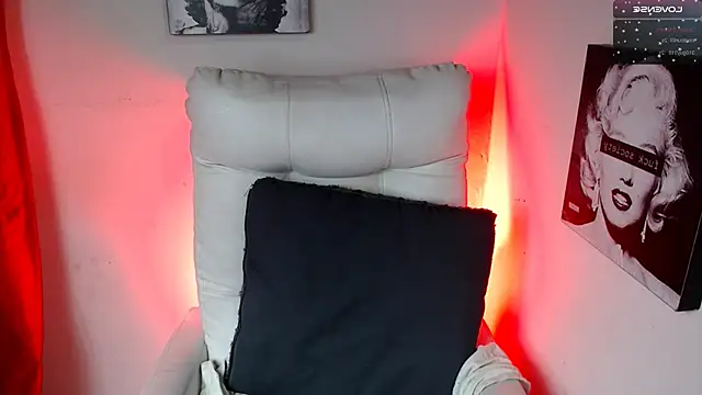 SamanthaRoldaan online show from February 3, 7:21 pm