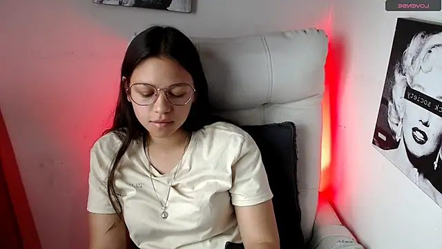 SamanthaRoldaan online show from February 6, 4:25 pm