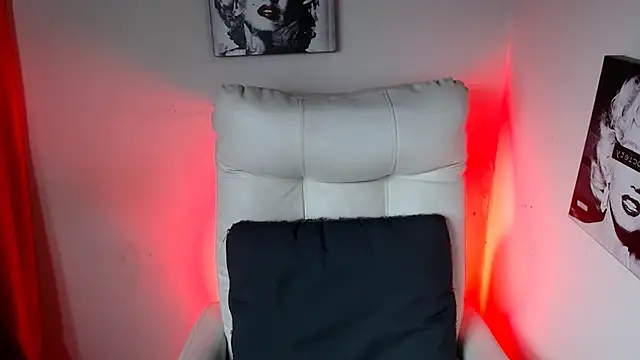 SamanthaRoldaan online show from February 11, 1:20 pm