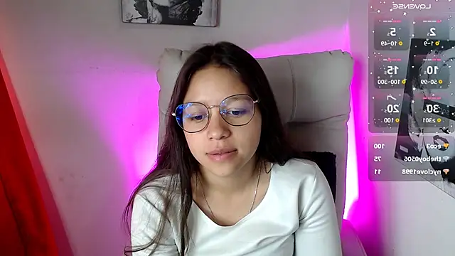 SamanthaRoldaan online show from March 12, 7:17 pm