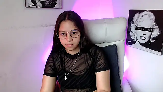 SamanthaRoldaan online show from March 15, 5:48 pm