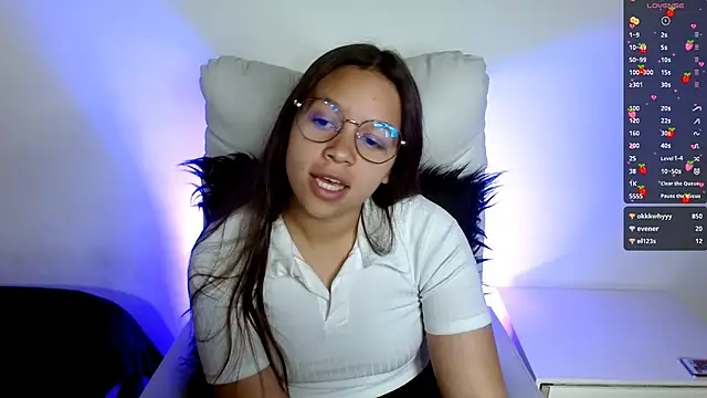 SamanthaRoldaan online show from March 22, 6:47 pm