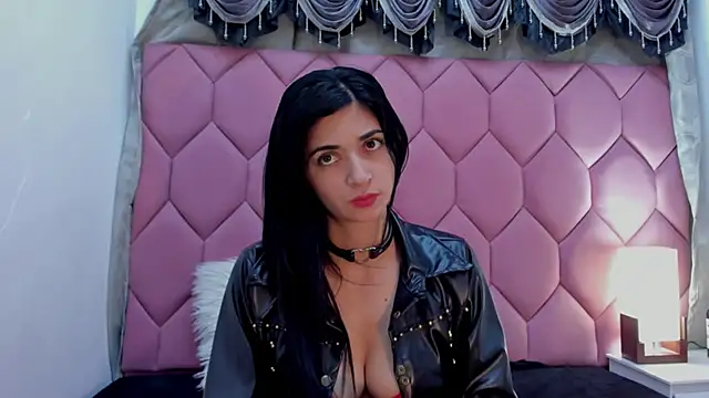 Linisprincehot69 online show from February 15, 12:59 am